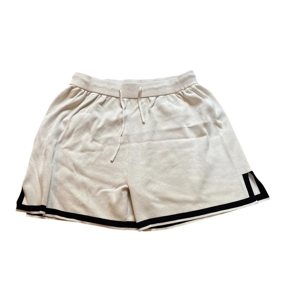 Knit Shorts Women Cream Black Trim Sporty Preppy SIZE‎ XL
